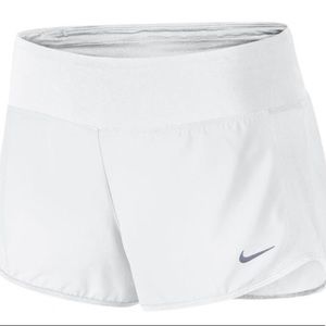 White nike shorts